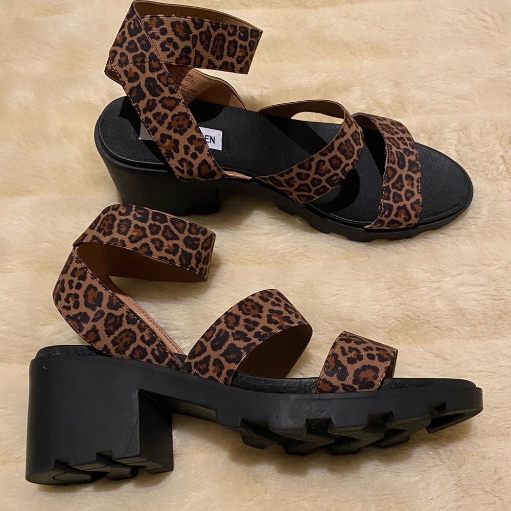Steve Madden sandals